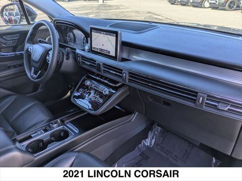 Used 2021 Lincoln Corsair Standard w/ Premium Package image 25