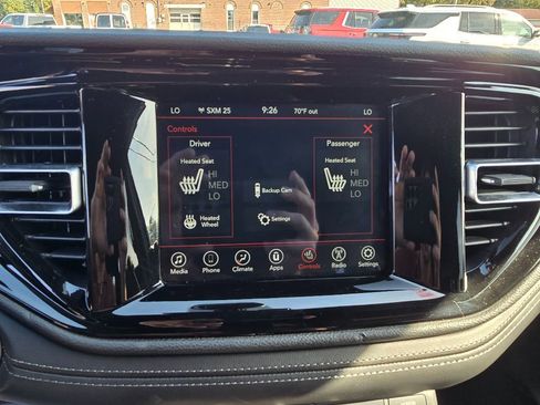 Used 2024 Dodge Durango SXT image 12