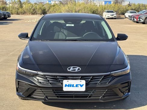 New 2026 Hyundai Elantra SE image 8