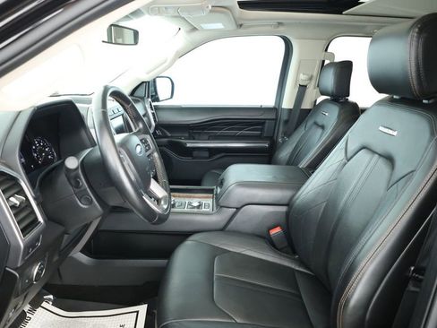 Used 2021 Ford Expedition Platinum image 19
