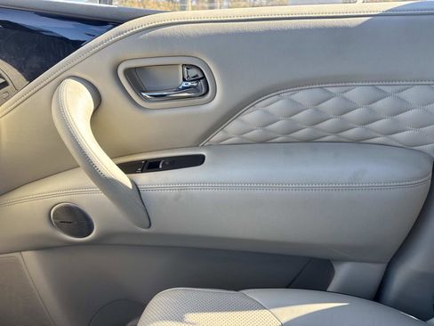 Used 2024 INFINITI QX80 Sensory w/ Cargo Package image 24