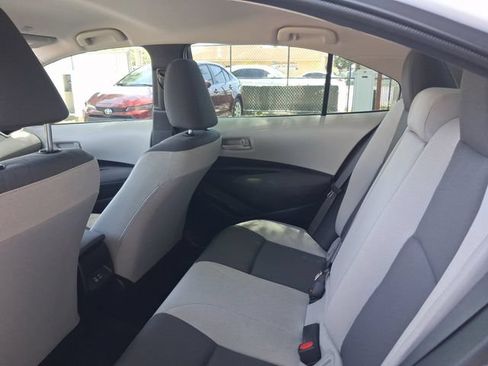 Used 2025 Toyota Corolla LE FWD image 6