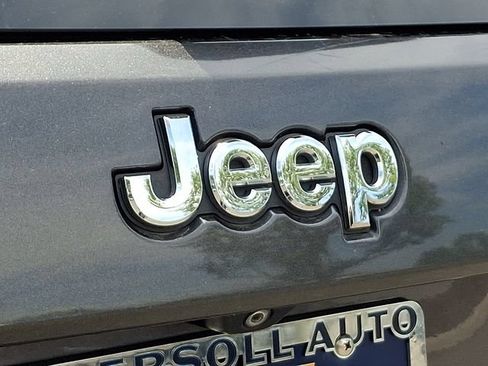 Used 2014 Jeep Grand Cherokee Limited AWD/4WD image 32