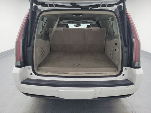 Used 2016 Cadillac Escalade ESV Premium AWD/4WD image 29