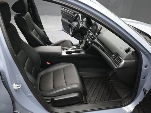 Certified 2022 Honda Accord Sport image 29