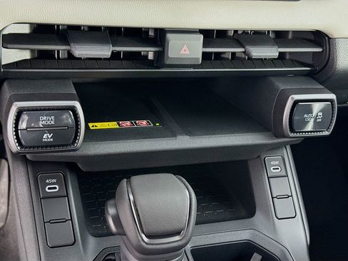 Used 2026 Toyota RAV4 XLE Premium FWD image 19