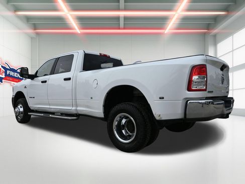 Used 2024 RAM 3500 Big Horn AWD/4WD image 2