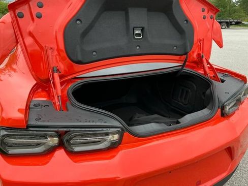 Used 2019 Chevrolet Camaro SS RWD image 11