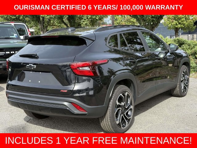 Used 2024 Chevrolet Trax RS w/ Sunroof Package FWD image 2