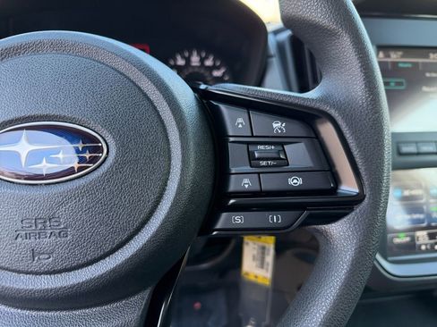Used 2024 Subaru Crosstrek 2.0i image 19
