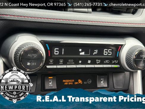 Used 2022 Toyota RAV4 SE w/ Weather & Moonroof Package AWD/4WD image 20