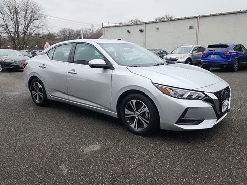 Used 2023 Nissan Sentra SV image 4