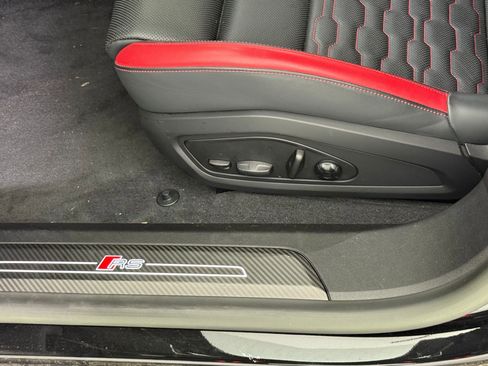 Used 2023 Audi RS e-tron GT image 25