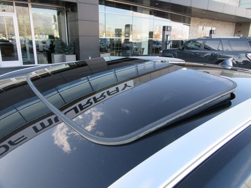 Used 2024 Lexus UX 250h FWD image 16