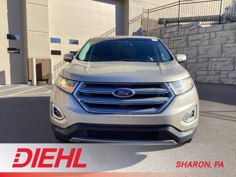 Used 2017 Ford Edge SEL w/ Equipment Group 201A AWD/4WD image 2