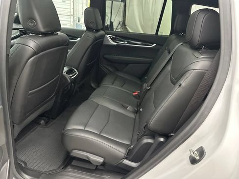 Used 2021 Cadillac XT6 Premium Luxury AWD/4WD image 25