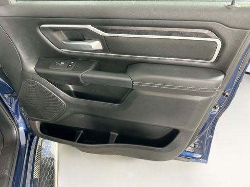 Used 2023 RAM 1500 Big Horn AWD/4WD image 30