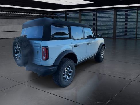 Used 2023 Ford Bronco Badlands image 8