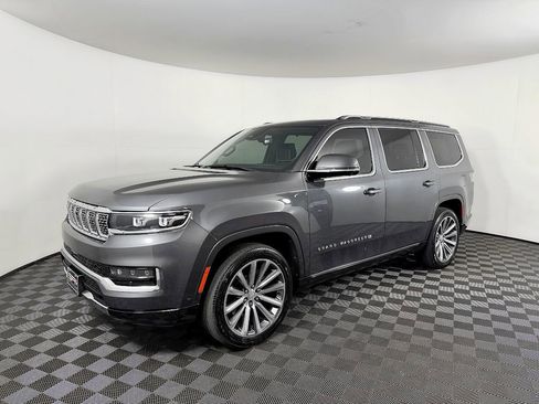 Used 2022 Jeep Grand Wagoneer Series II w/ Convenience Group III image 2