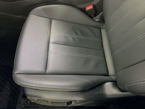 Used 2025 Audi Q6 e-tron Premium w/ Convenience Package image 14