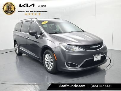 Used 2017 Chrysler Pacifica Touring-L