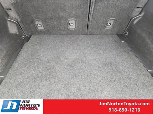 Used 2023 Nissan Rogue S image 31