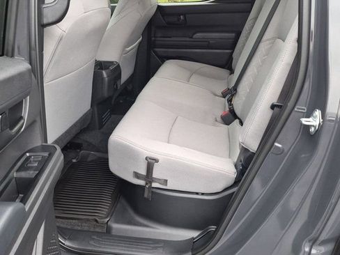 Certified 2025 Toyota Tacoma SR5 AWD/4WD image 16