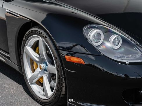 Used 2005 Porsche Carrera GT RWD image 15