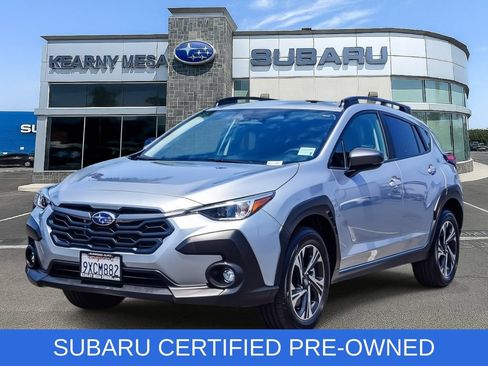 Used 2025 Subaru Crosstrek 2.5i Premium AWD/4WD image 3