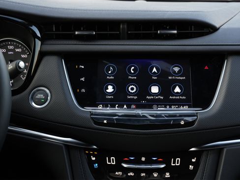 New 2025 Cadillac XT5 Premium Luxury w/ Technology Package image 12