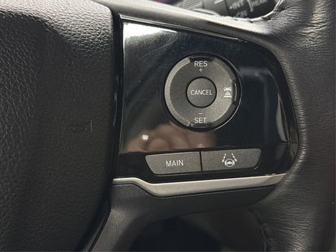 Used 2019 Honda Pilot Touring image 27