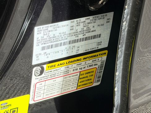 Used 2025 Ford Expedition Tremor image 23