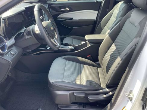 Used 2026 Chevrolet Trax LT w/ Driver Confidence Package FWD image 13