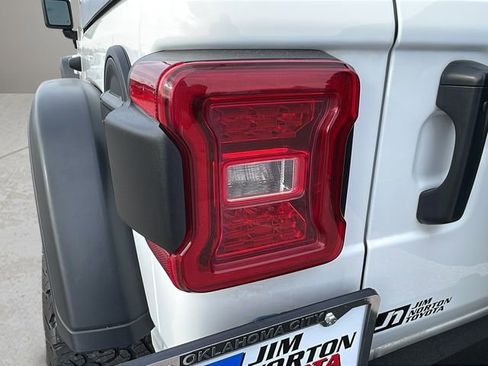 Used 2024 Jeep Wrangler Unlimited Rubicon 4xe AWD/4WD image 11