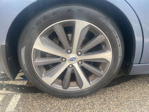 Used 2015 Subaru Legacy 2.5i Limited image 12