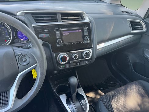 Used 2015 Honda Fit LX image 25