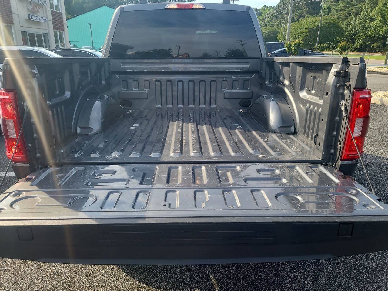 Used 2023 Ford F150 XLT AWD/4WD image 29