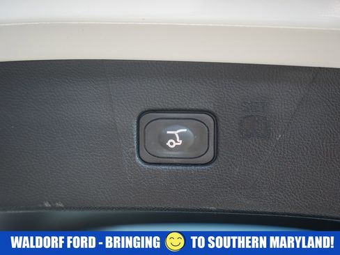 Certified 2024 Ford Edge SEL w/ Convenience Package image 13
