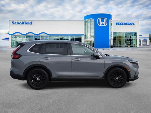 Used 2025 Honda CR-V EX-L image 2