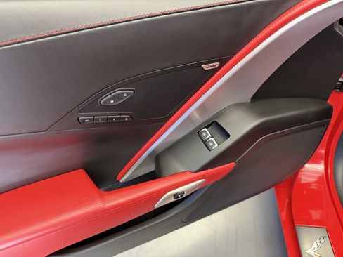 Used 2014 Chevrolet Corvette Stingray Convertible w/ 3LT Preferred Equipment Group RWD image 10