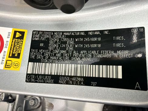 Used 2019 Toyota Highlander XLE FWD image 21