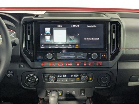 Used 2025 Nissan Frontier PRO-4X w/ Pro Convenience Package image 32