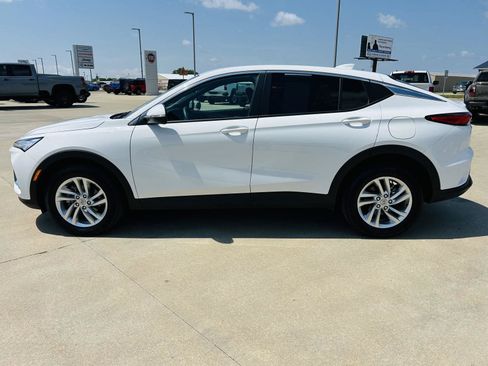 Used 2025 Buick Envista Preferred FWD image 31