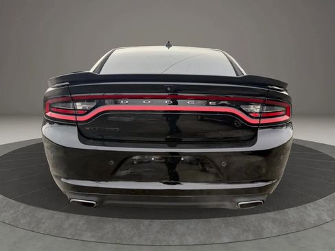 Used 2018 Dodge Charger GT w/ Blacktop Package image 6