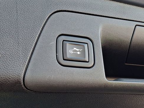 Used 2021 Buick Envision Avenir w/ Technology Package II image 30