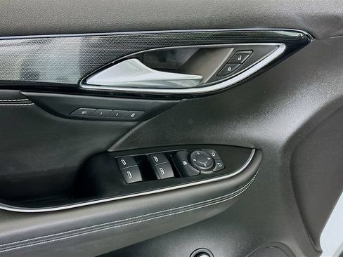 Used 2023 Buick Envision Essence w/ Sport Touring Package AWD/4WD image 24