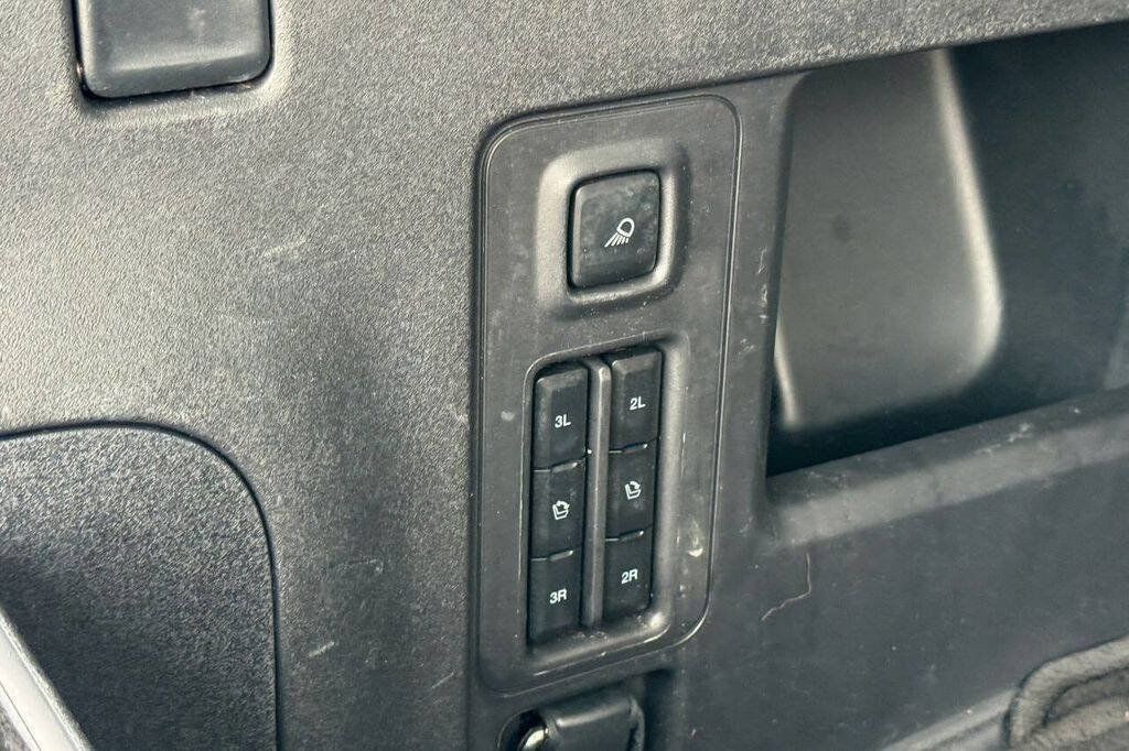 Used 2025 Ford Expedition Active AWD/4WD image 25