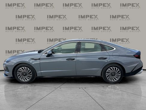 Used 2024 Hyundai Sonata Limited image 2