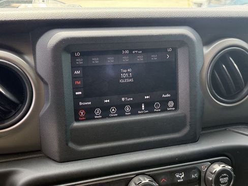 Used 2019 Jeep Wrangler Unlimited Sport S AWD/4WD image 20