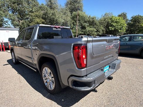 Used 2020 GMC Sierra 1500 Denali w/ Denali Ultimate Package AWD/4WD image 7